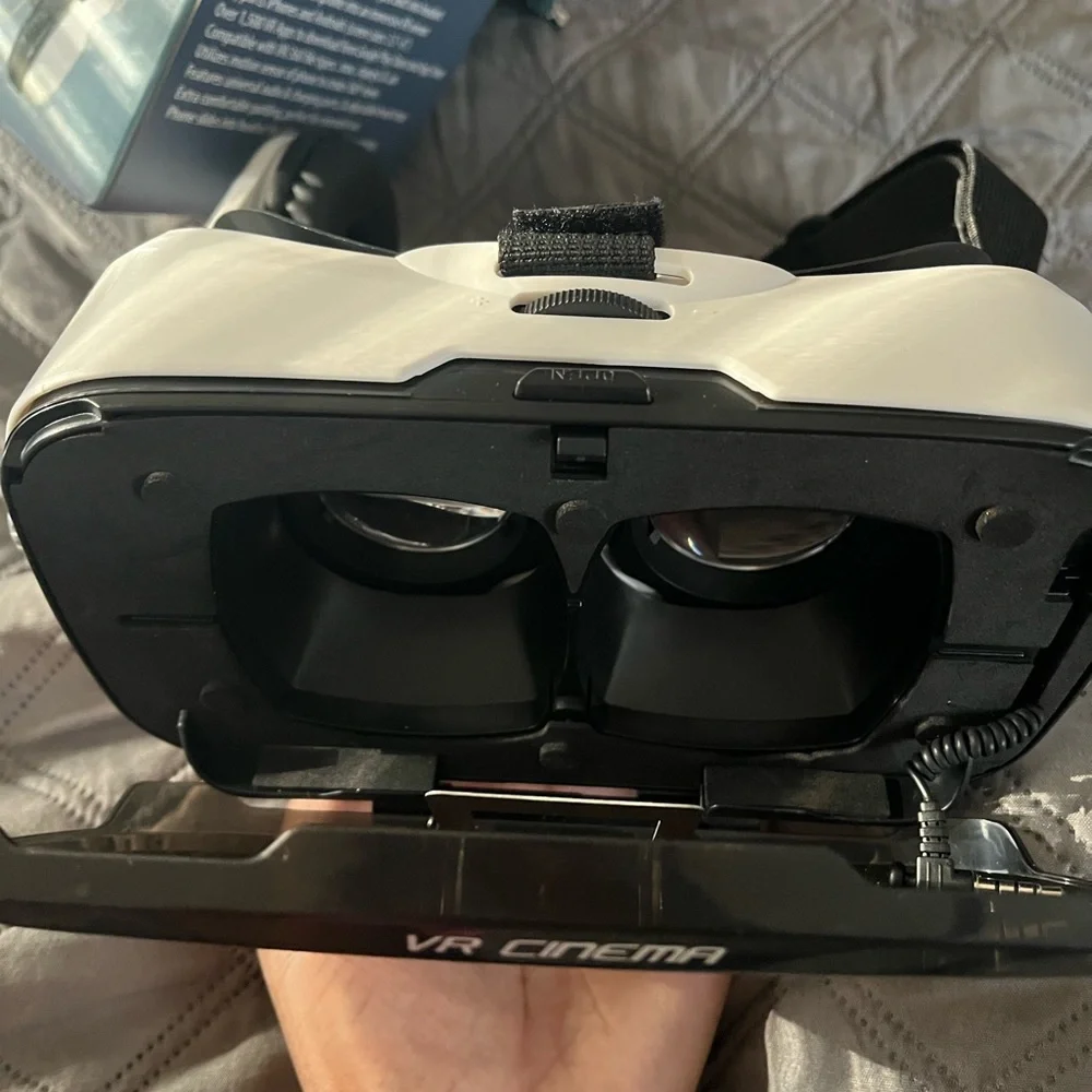 Virtual reality Cinema